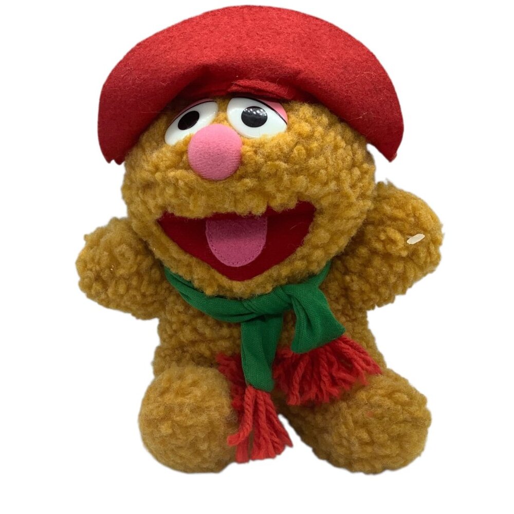 Vtg 1987 Henson Associates Fozzie Bear Plush Figurine Red Hat Green Scarf 9"